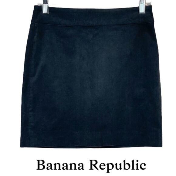 Banana Republic Lightweight Gray Corduroy Academia Mini Skirt NWT Size 0 - Picture 1 of 11